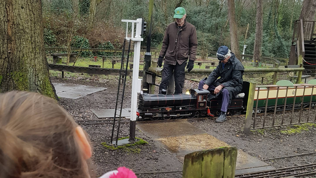 Frimley Lodge Miniature Railway Review Volunteers